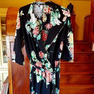 Beautiful Light-Weight Pantsuit!